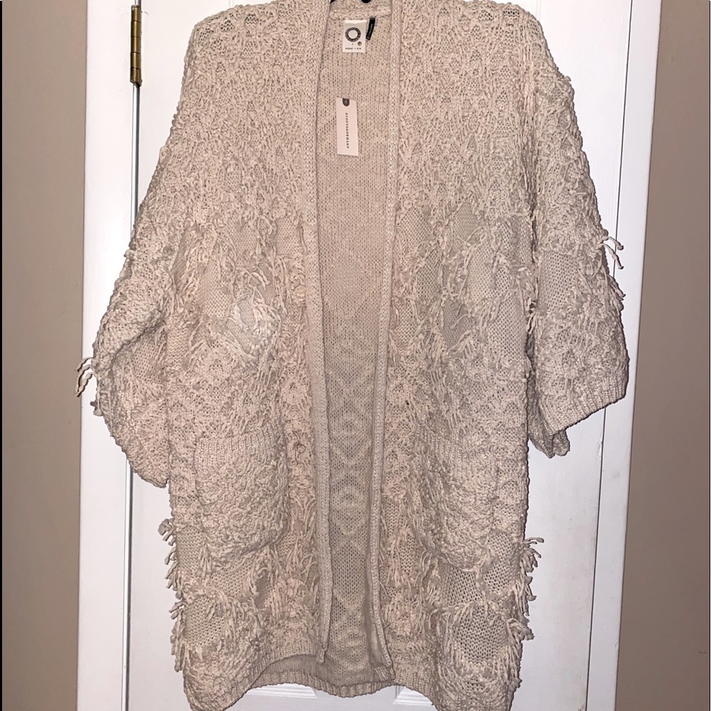 Anthropologie sweater NWT, AKEMI + KIM OS